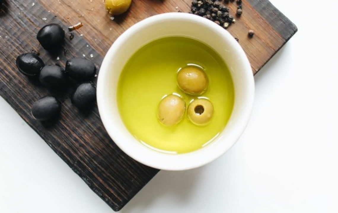 Stop agli oli di fantasia: serve tutelare l'olio extra vergine di oliva
