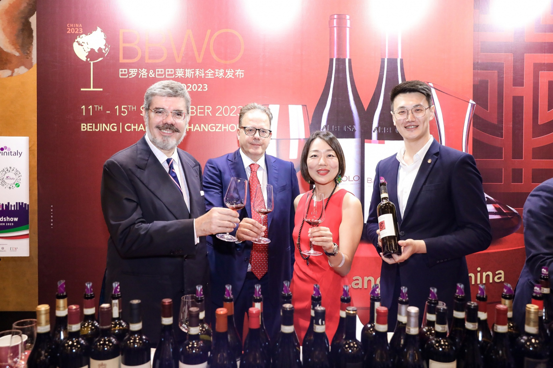 Vinitaly in Cina per promuovere il vino italiano