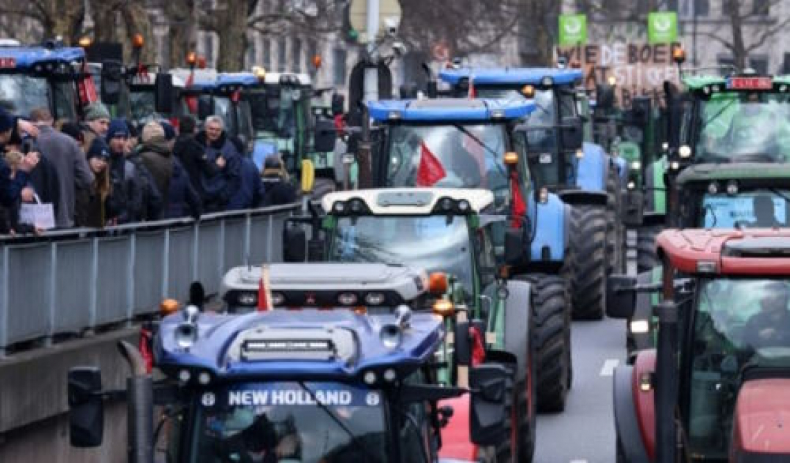 La protesta degli agricoltori tra show e politica europea