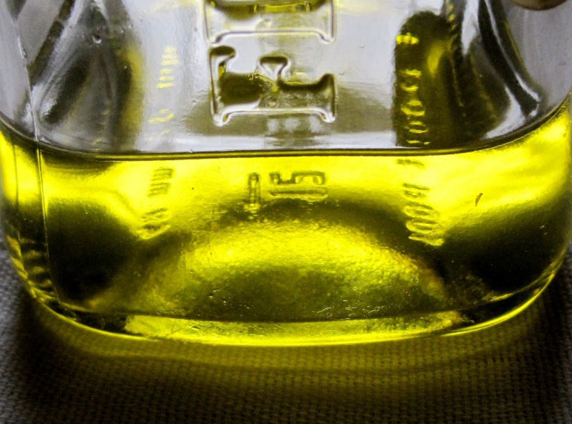 Le condizioni in cui l’olio extra vergine di oliva perde le sue caratteristiche già dopo 76 giorni di conservazione