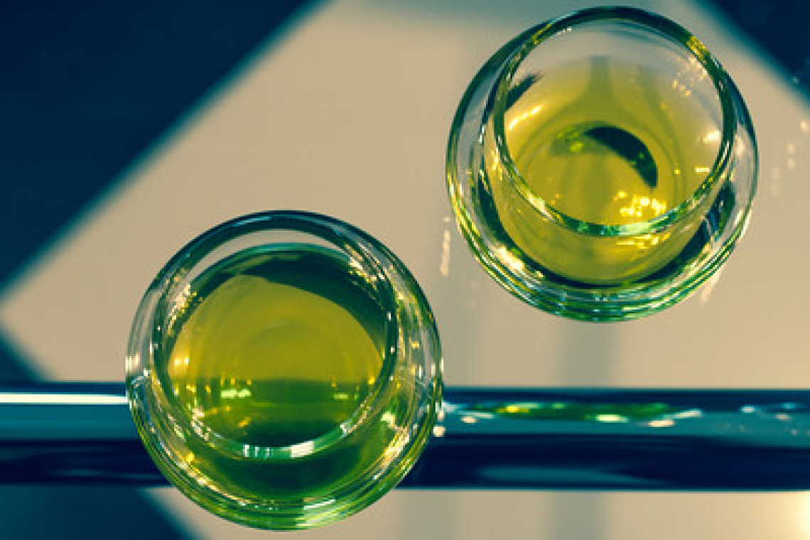 Adulterazione dell’olio extravergine di oliva: le nuove tecniche per scoprire le frodi